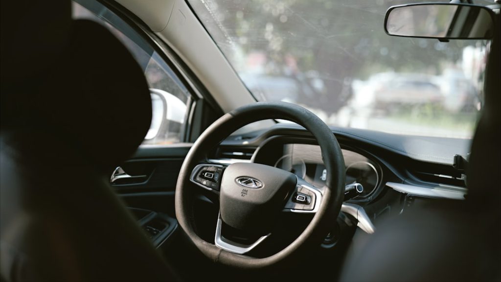 אילון אוריאל - אקטוריה על על תעשיית הרכב האמריקאית